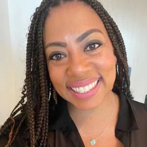 Meet your Posher, Whitney